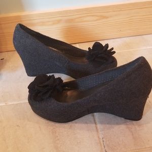 Lindsey Phillips wedges